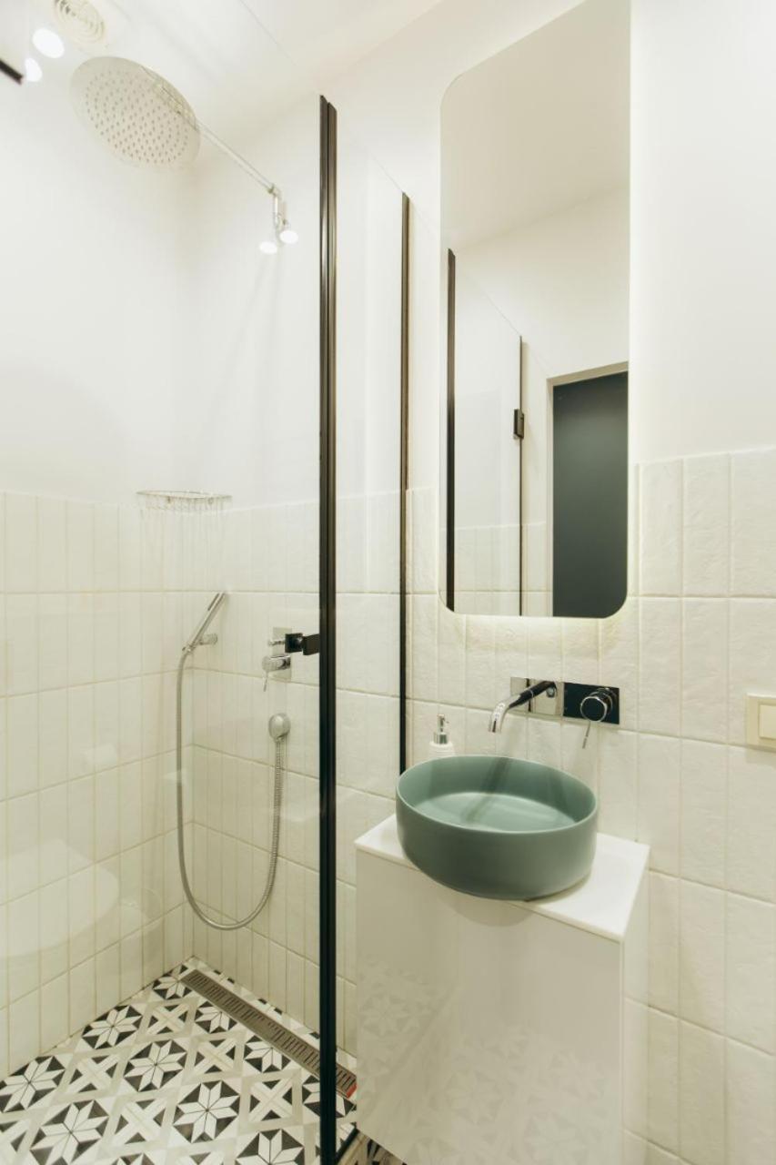 Atlant Luxury Apartments On Golovna Навпроти Тц Депот, Безконтактне Заселення Чернивци Екстериор снимка