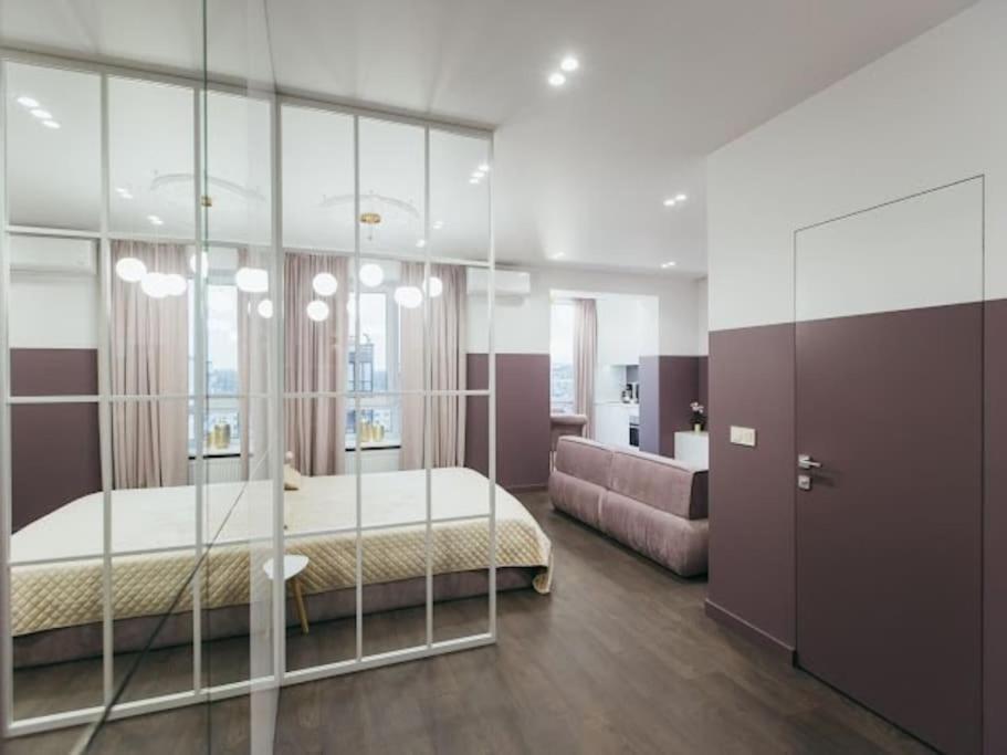 Atlant Luxury Apartments On Golovna Навпроти Тц Депот, Безконтактне Заселення Чернивци Екстериор снимка
